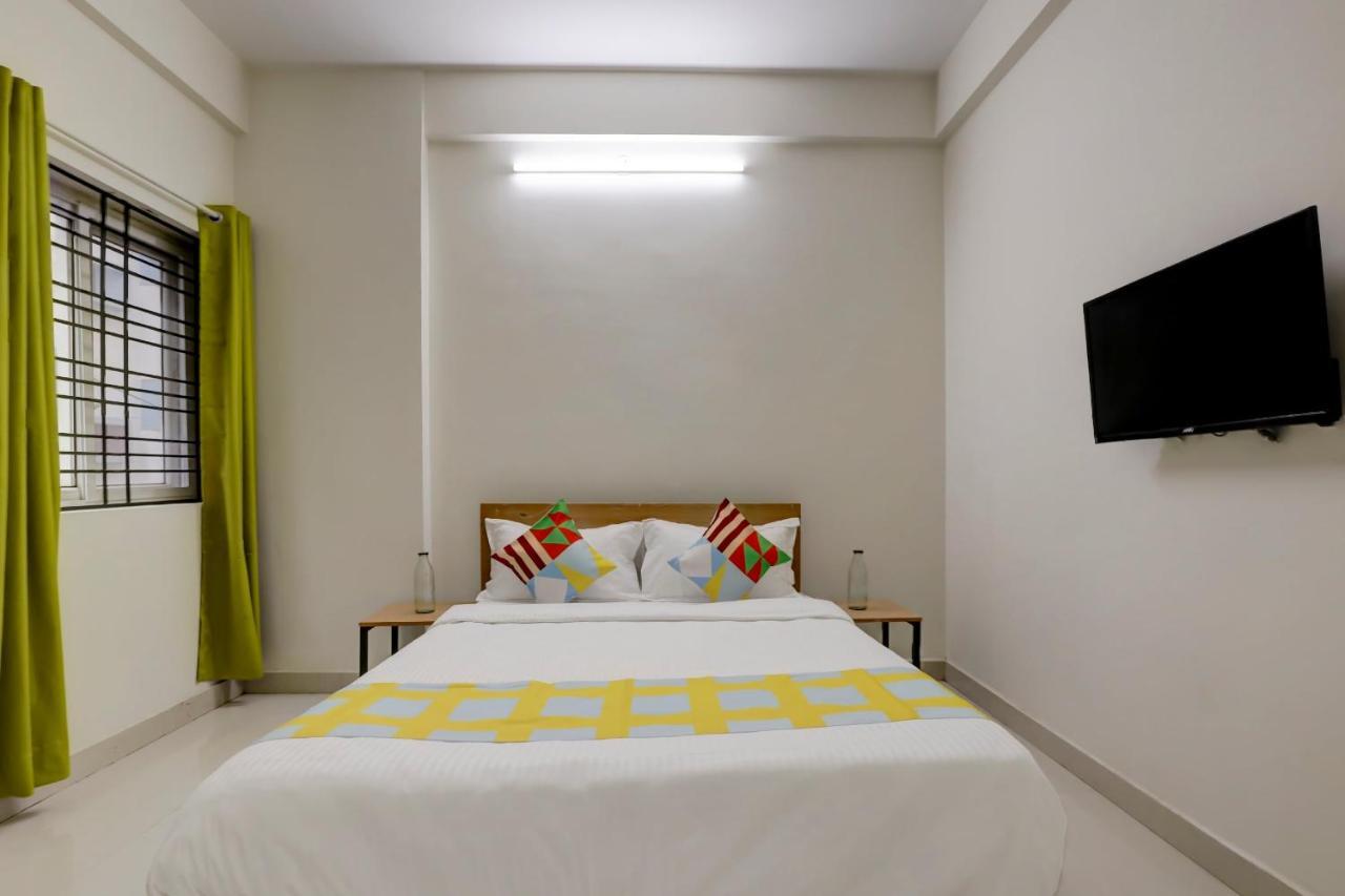 Dreamz Airport Residency Cochin Hotel Nedumbassery Bagian luar foto